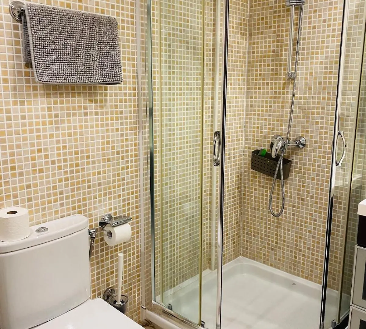 דירות אדחה Family Oasis - Oceanview Duplex, Heated Pool, Air Con