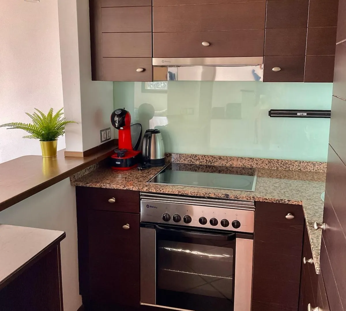 דירות אדחה Family Oasis - Oceanview Duplex, Heated Pool, Air Con